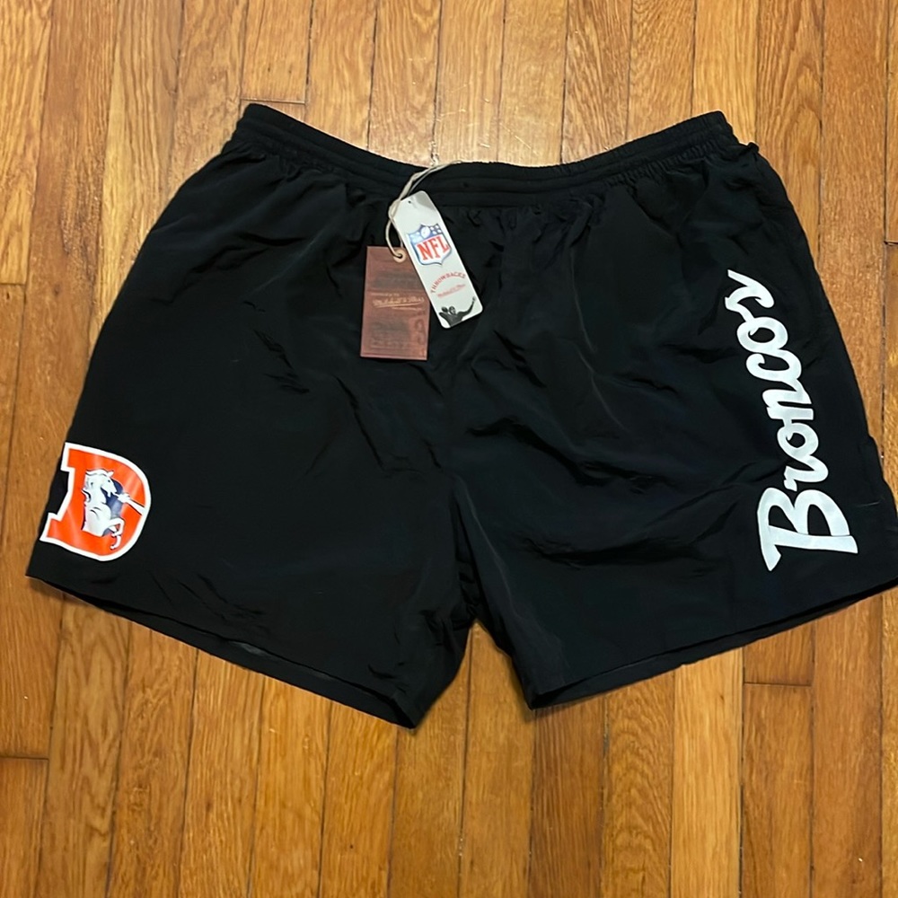 NWT Mitchell & Ness NFL Denver Broncos Shorts